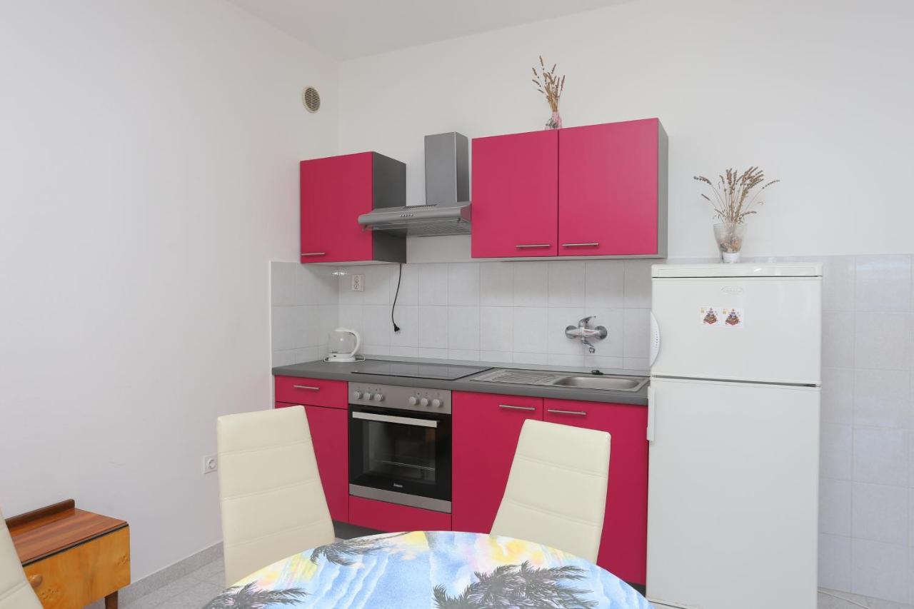 Apartments With A Parking Space Lokva Rogoznica, Omis - 17645 外观 照片